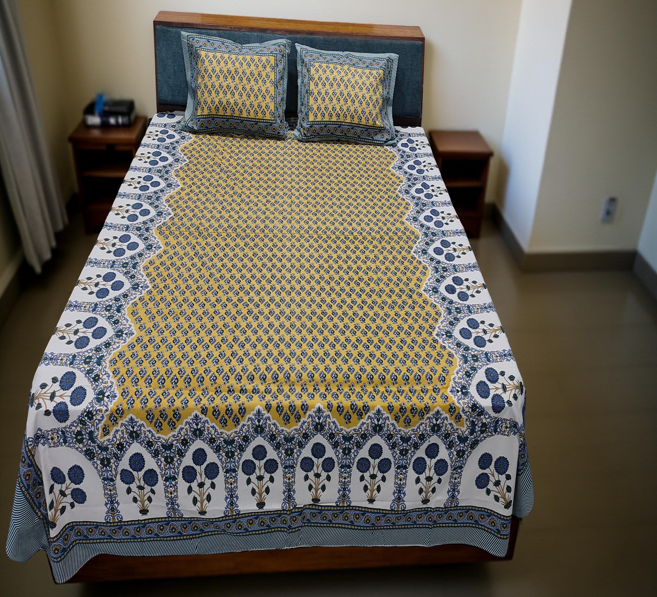 MODERN WHITE & YELLOW FLORAL KING SIZE PREMIUM BEDSHEET