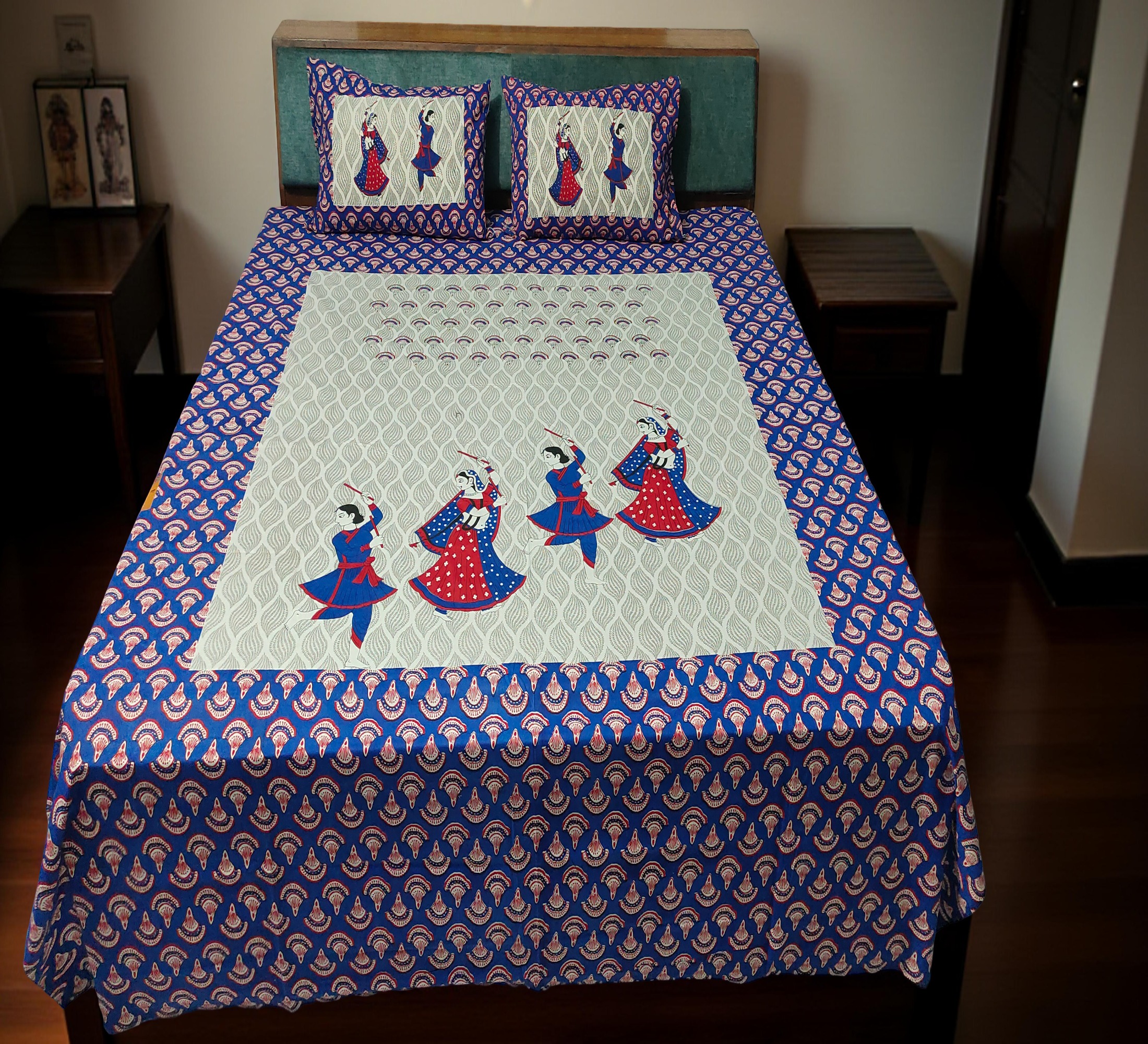 TRADITIONAL RAJASTHANI QUEEN SIZE PREMIUM BEDSHEET