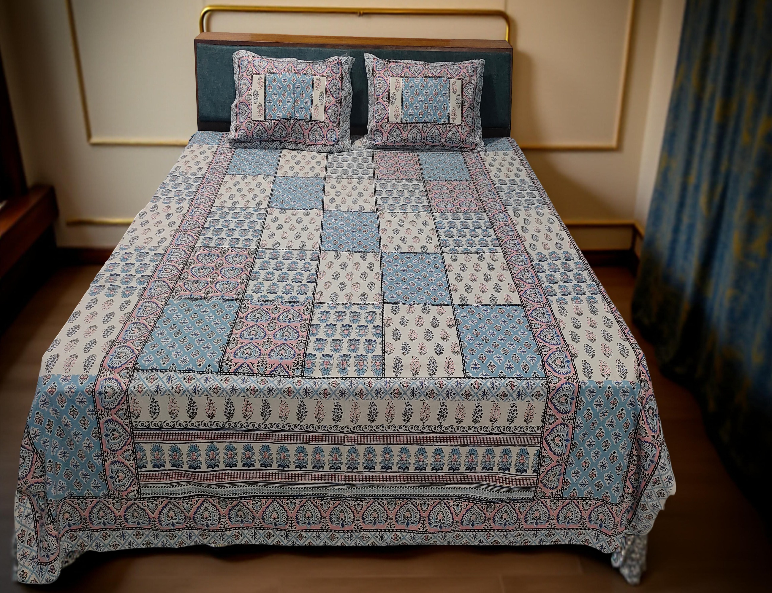 UNIQUE MULTIDESIGN TRADITIONAL PREMIUM QUEEN SIZE BEDSHEET